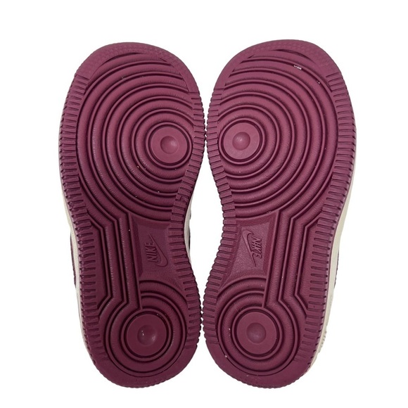 Y2K Nike Air Force 1 Low GS Iron Man Red Metallic Gold Sneakers Child Sz 9 Team - Picture 10 of 15